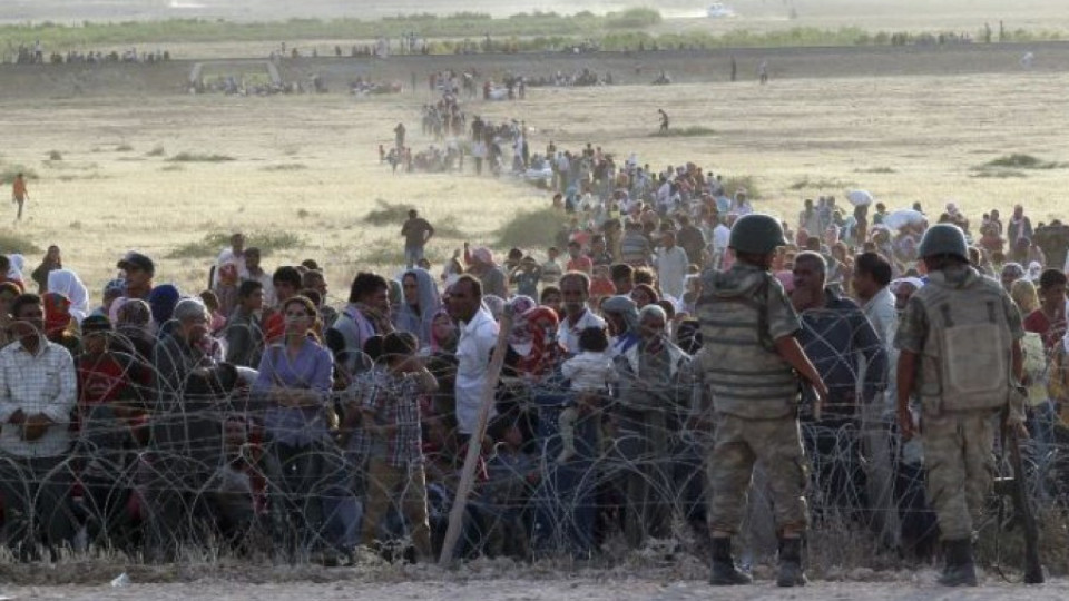България дава  6 млн. евро на Турция за бежанците | StandartNews.com