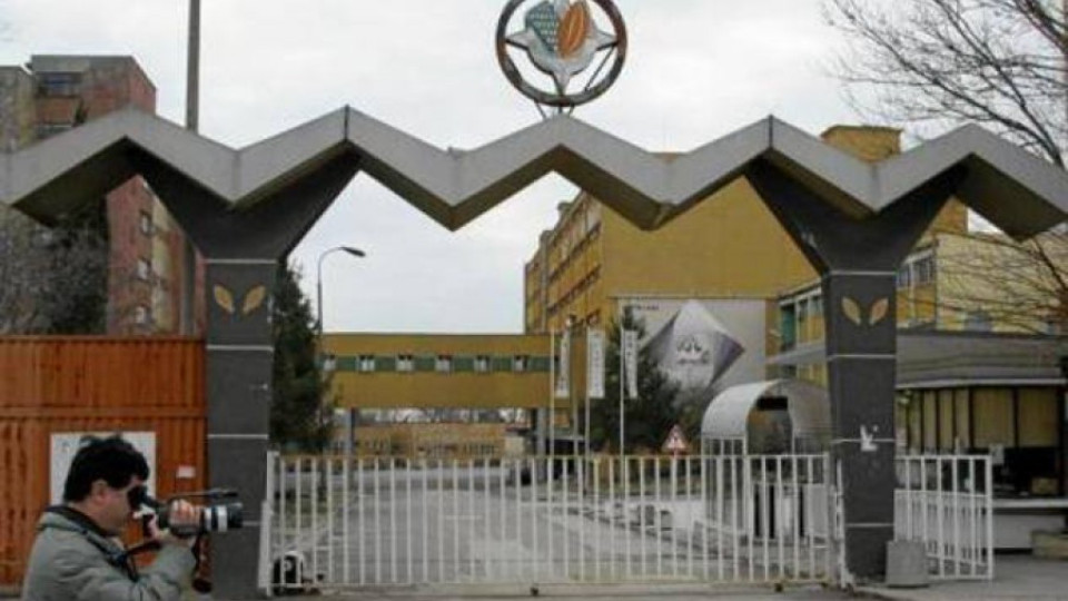 Над 200 служители от цигарената фабрика приеха обезщетенията | StandartNews.com