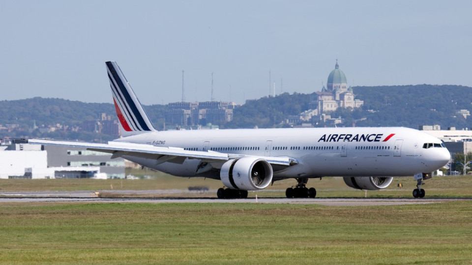 Стюардеси на Air France на бунт | StandartNews.com