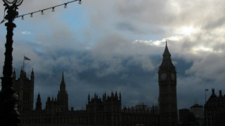 147 работни дни за британските депутати