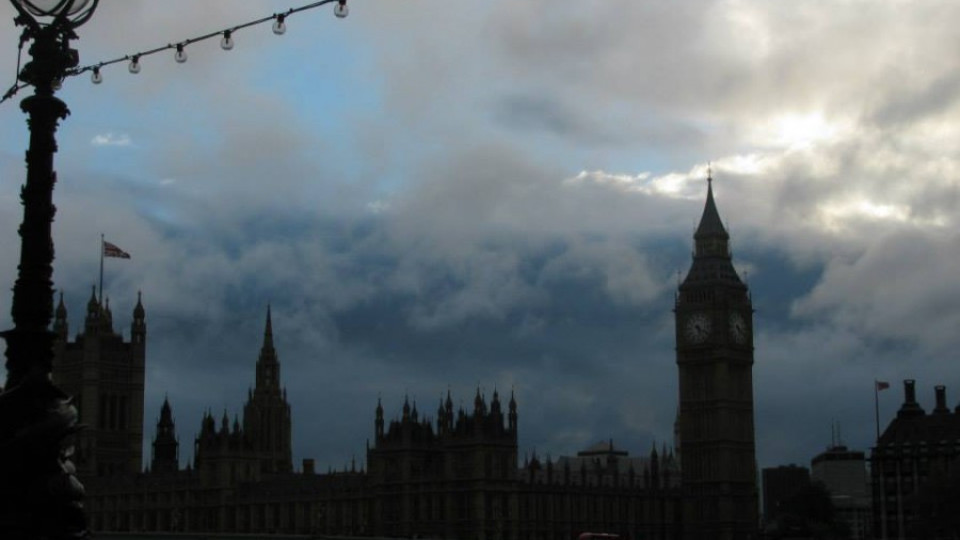 147 работни дни за британските депутати | StandartNews.com