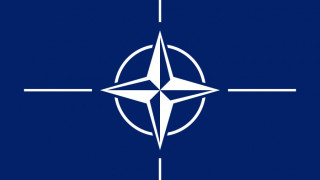 НАТО размразява връзките с Москва