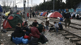 Мигранти подпалиха влак край Идомени