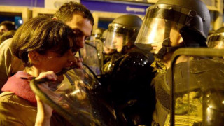 Протестиращи превзеха президентството в Скопие