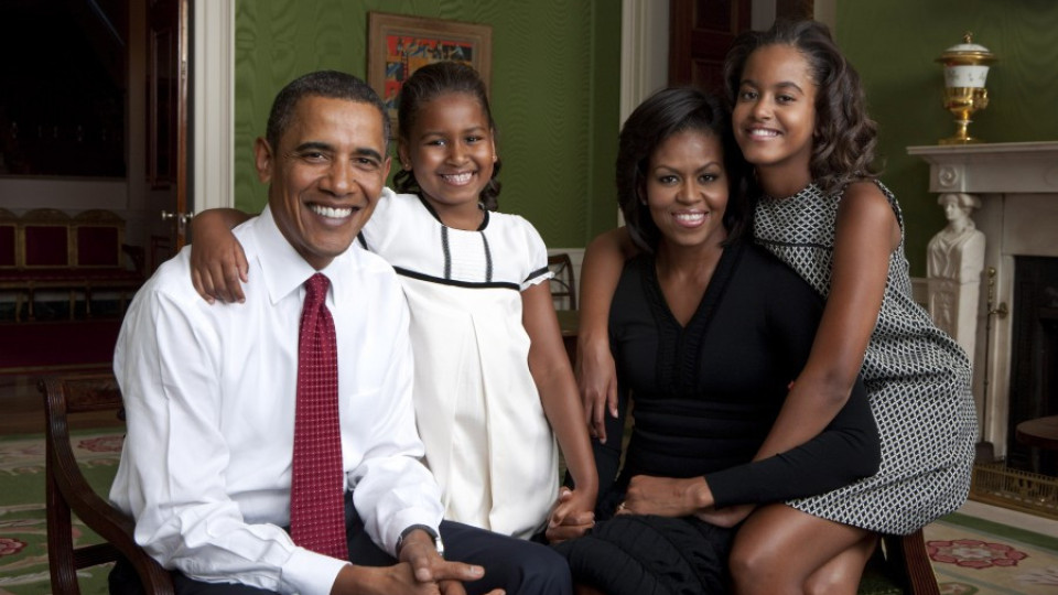 Обама с близо 0,5 млн. доходи за 2015 г.  | StandartNews.com