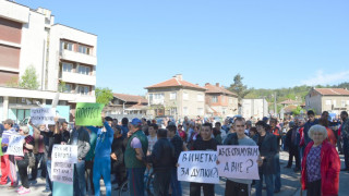 Чуха молбите на протестиращите от Димово (ОБЗОР)