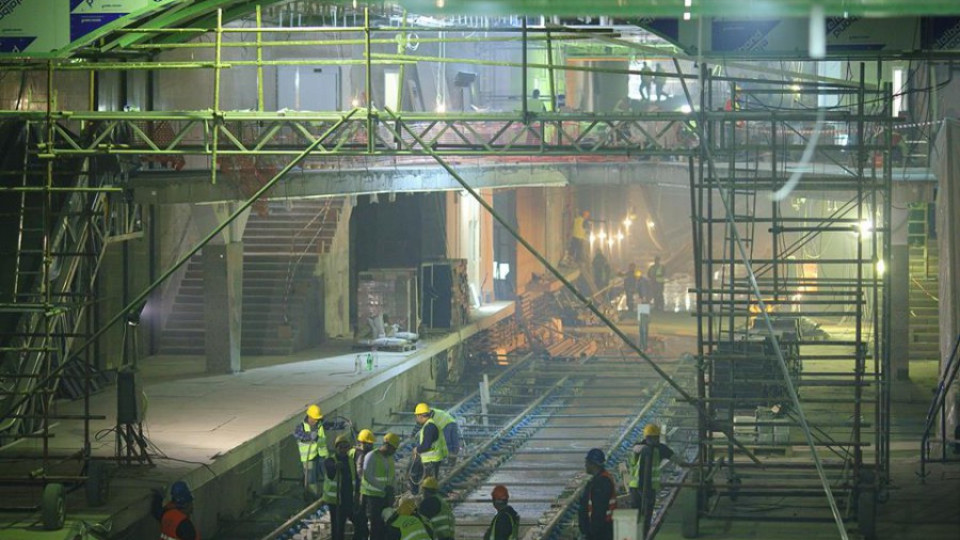 Фандъкова инспектира метростанция „Витоша" | StandartNews.com