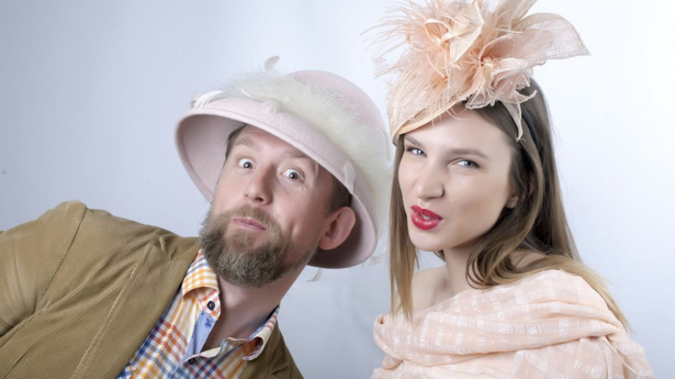 Ретро и романтика в шапките | StandartNews.com