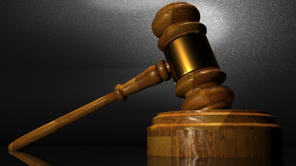 Съдия си направи отвод заради затворнически шеф | StandartNews.com
