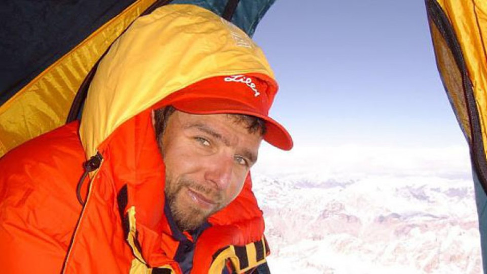 Боян Петров изкачи връх Анапурна | StandartNews.com