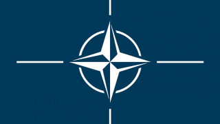 НАТО разполага 4  батальона до Русия