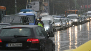 Засилен трафик преди почивните дни