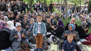 Над 3 000 на мевлид в Дървената джамия в Подкова