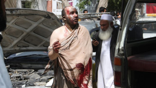 Ад на пътя: 73-ма души изгоряха в Афганистан (ОБЗОР)
