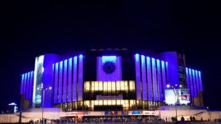 Емблематични сгради светват в цветовете на ЕС