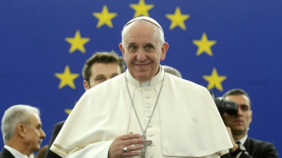 Папа Франциск с наградата „Карл Велики” | StandartNews.com