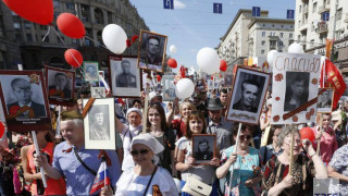 400 хиляди шестват с "Безсмъртният полк" в Москва