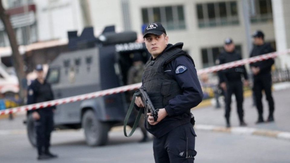 Редица бомбени заплахи в Чехия | StandartNews.com