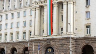 Борисов разписа шест уволнения