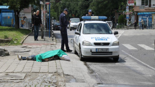 Дядо издъхна край училище
