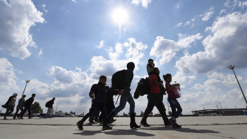 Бежанците отказват да бъдат премествани в България | StandartNews.com