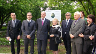 Тройна почит за испански спасител на евреи у нас