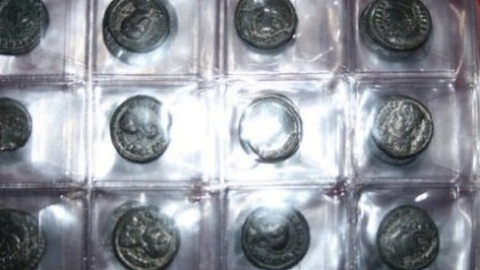 Купуват сребърни монети за лечебна вода | StandartNews.com