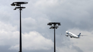 EgyptAir: Открити са отломки от самолета 
