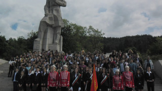 Рецитират стихове на Ботев в Кърджали