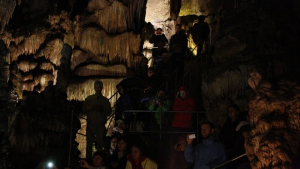 Водолаз изчезна в пещера, търсейки имане | StandartNews.com