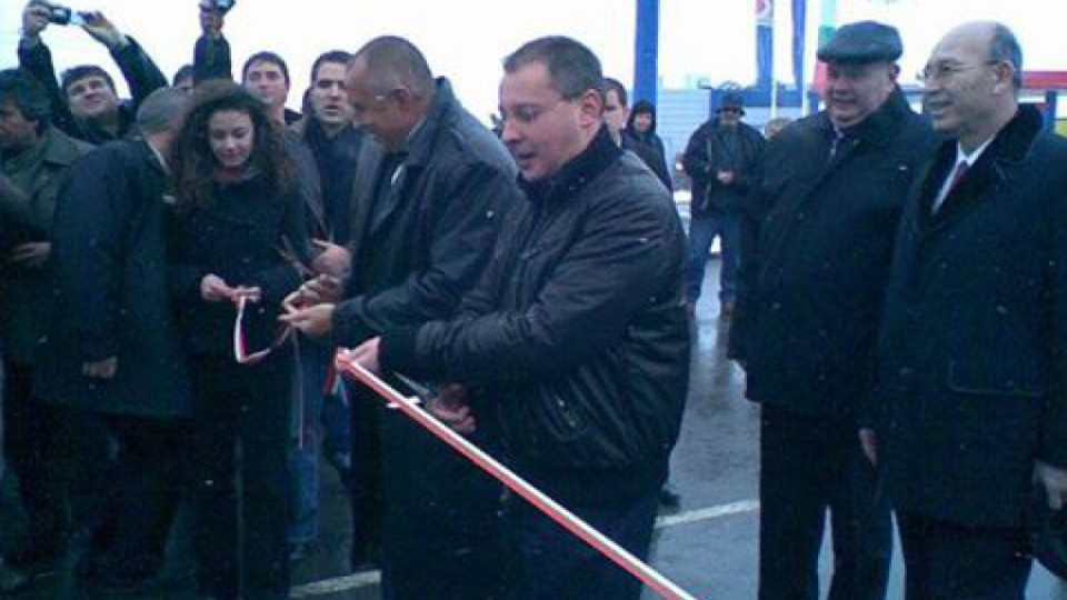 Станишев към Борисов: Да си премерим асфалтите | StandartNews.com