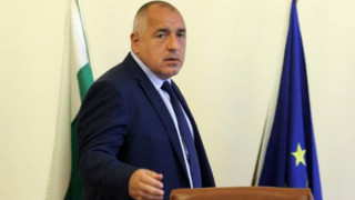 Премиерът инспектира санирането в Благоевград