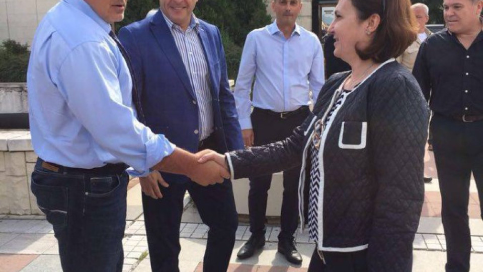 Борисов свиква среща заради бежанците | StandartNews.com