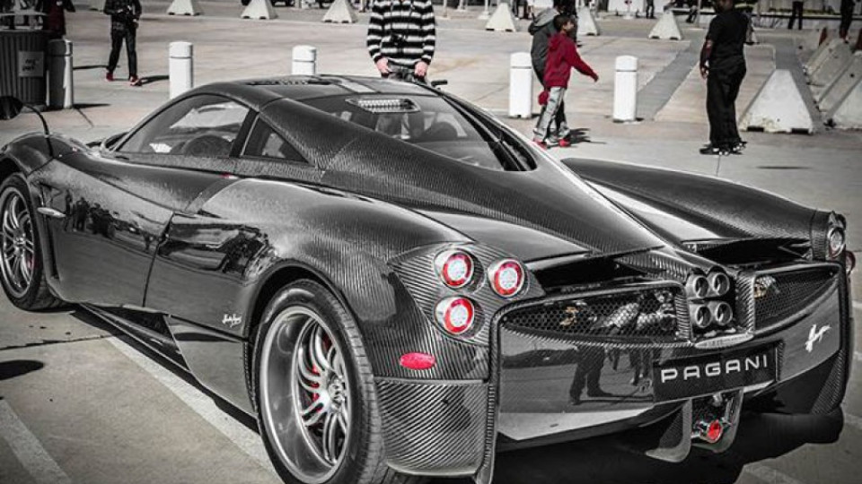 $152 000 за кола от въглеродни влакна | StandartNews.com
