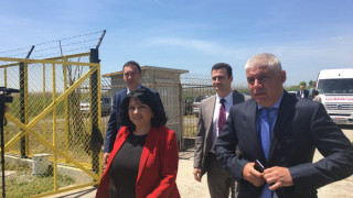 Петкова инспектира работата на станция "Бургас"