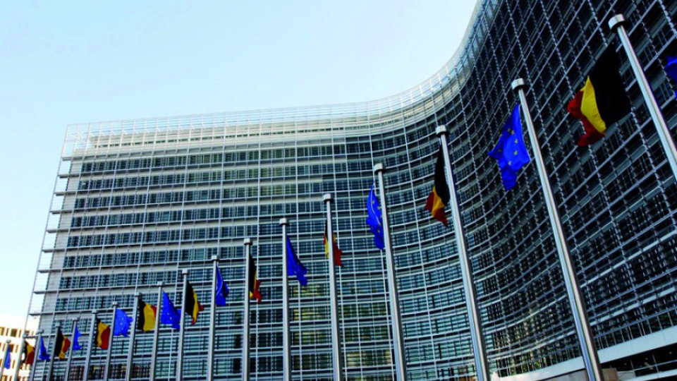 Планът "Юнкер" съживява европейската икономика | StandartNews.com