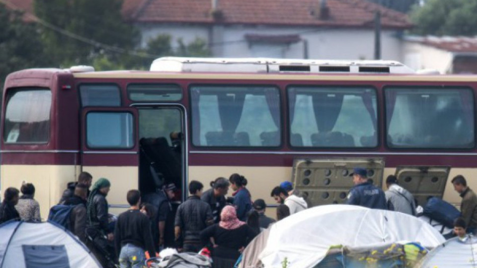 Арест за българи в Унгария заради трафик на мигранти | StandartNews.com