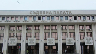 Хванаха в Бургас съпрузи крадци на картини от Англия