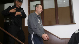 Син и тъща оборват алибито на ченгето Караджов