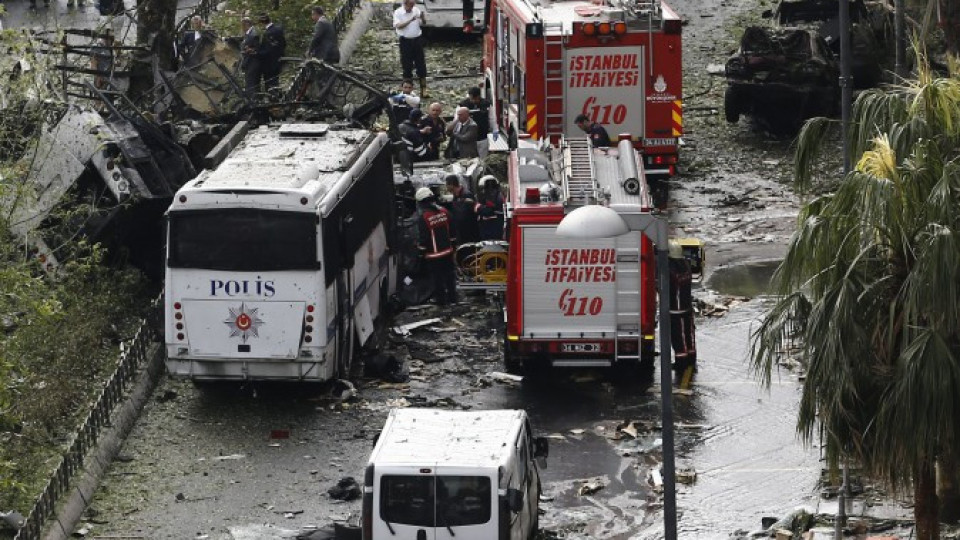 Взривиха 11 души в Истанбул (ОБЗОР) | StandartNews.com