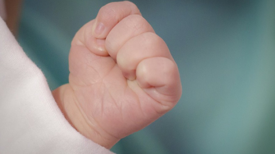 Жена в мозъчна смърт роди здраво бебе | StandartNews.com