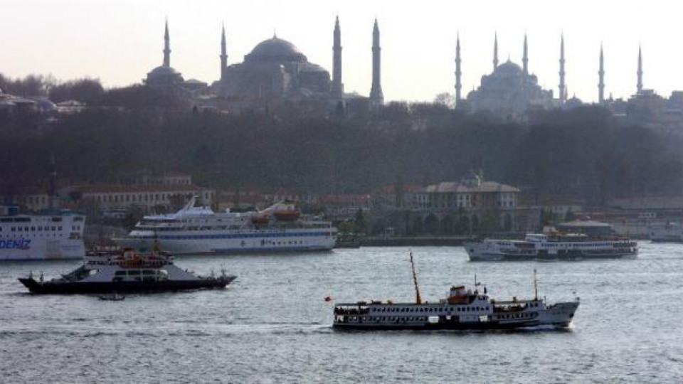 Турция мълчи за отказа от реадмисия на бежанците | StandartNews.com