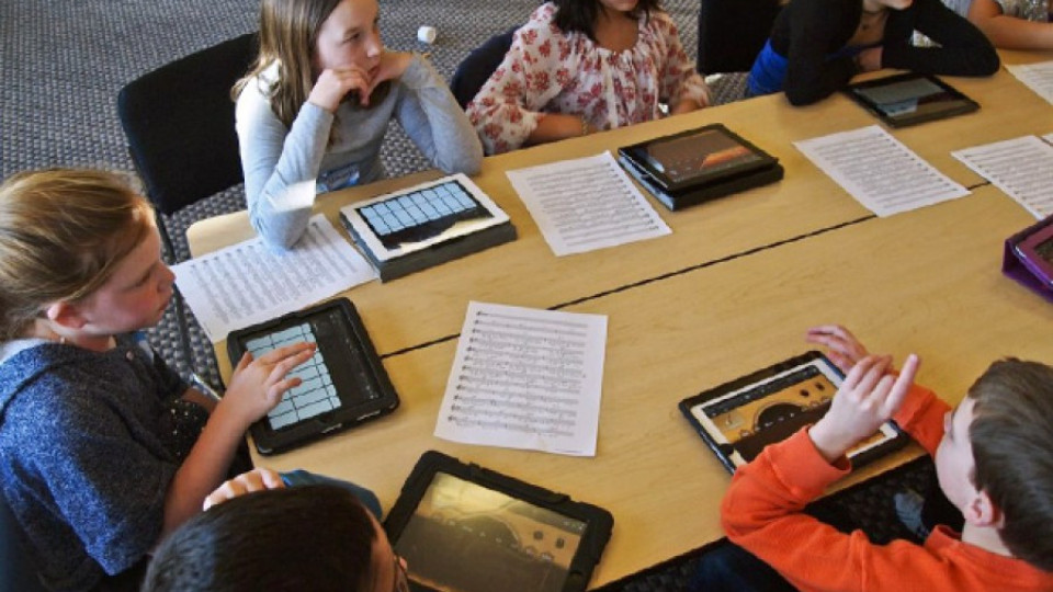 Огромната дигитална пропаст в образованието | StandartNews.com