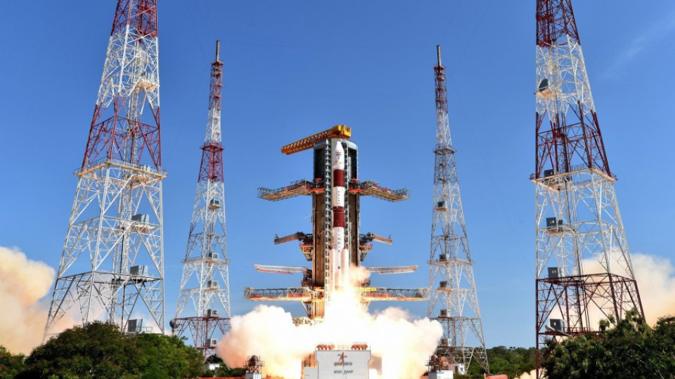 Индия изстреля рекордни 20 сателита | StandartNews.com
