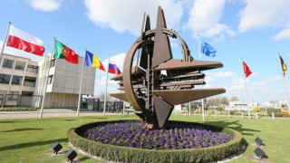 Столтенберг: Великобритания ще остане част от НАТО