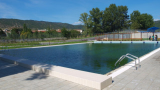 Нов басейн разхлажда симитличани в жегите