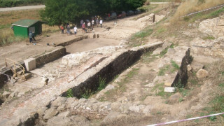 ВИП тоалетна откриха в римска базилика
