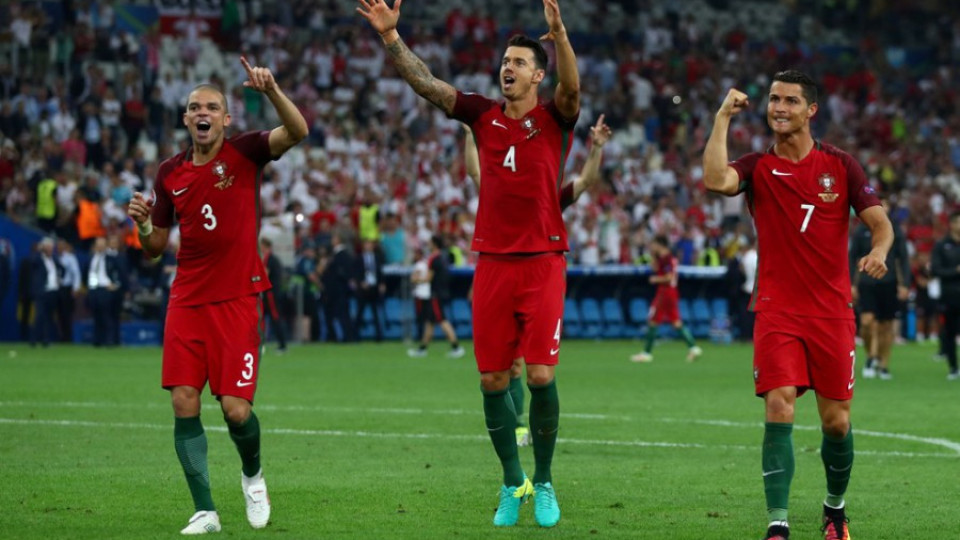 Пак късметлии! Португалия е на полуфинал | StandartNews.com