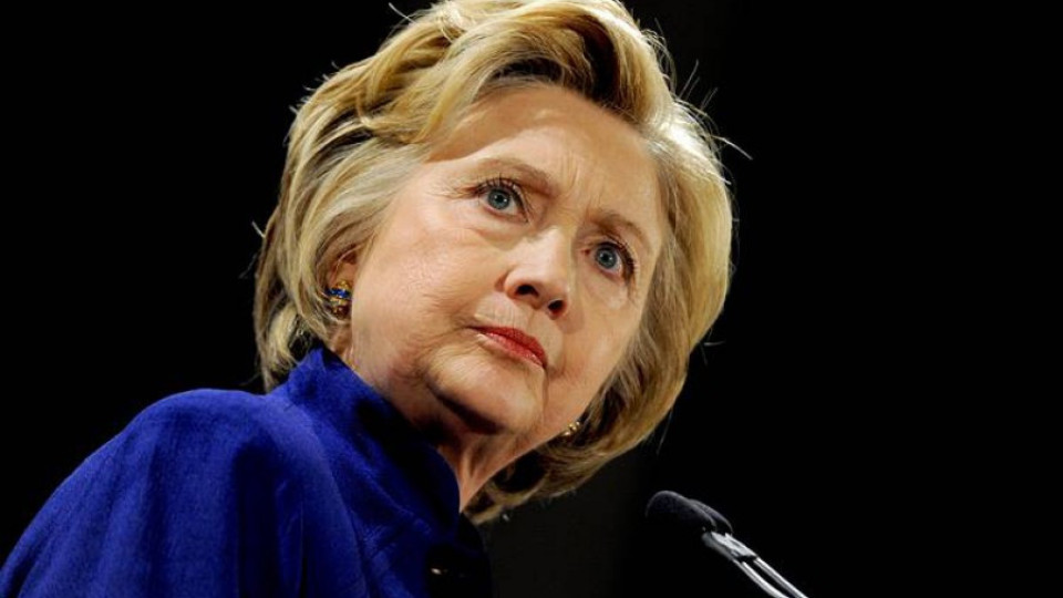 WikiLeaks публикува стотици имейли на Клинтън | StandartNews.com
