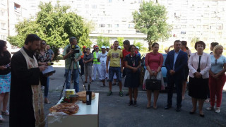 С водосвет започна санирането в Перник